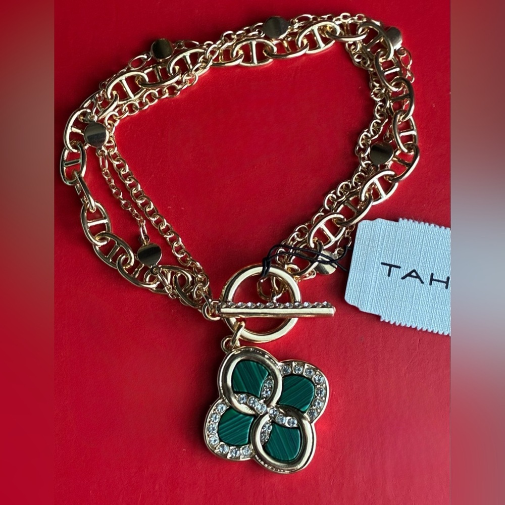 Tahari Gold and Green Clover Bracelet - Picture 4 of 6
